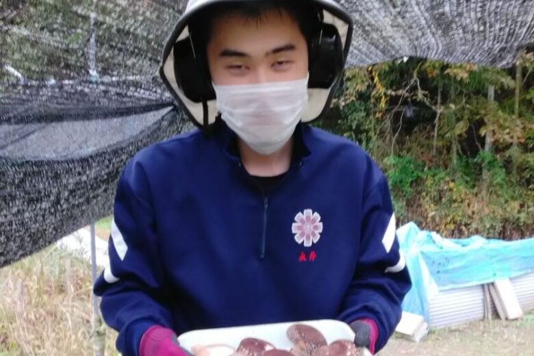 収穫🍄‍🟫と地域清掃のサムネイル