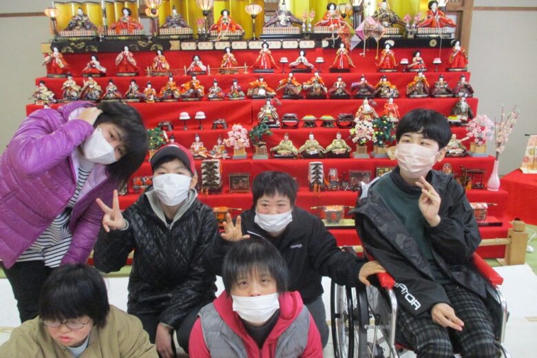 雛人形をみにいきました！のサムネイル